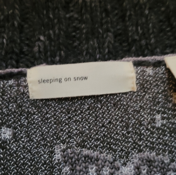 Women's Gray Fish Pattern Cardigan - Picture 7 of 7